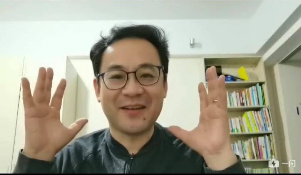 笈川 幸司 先生