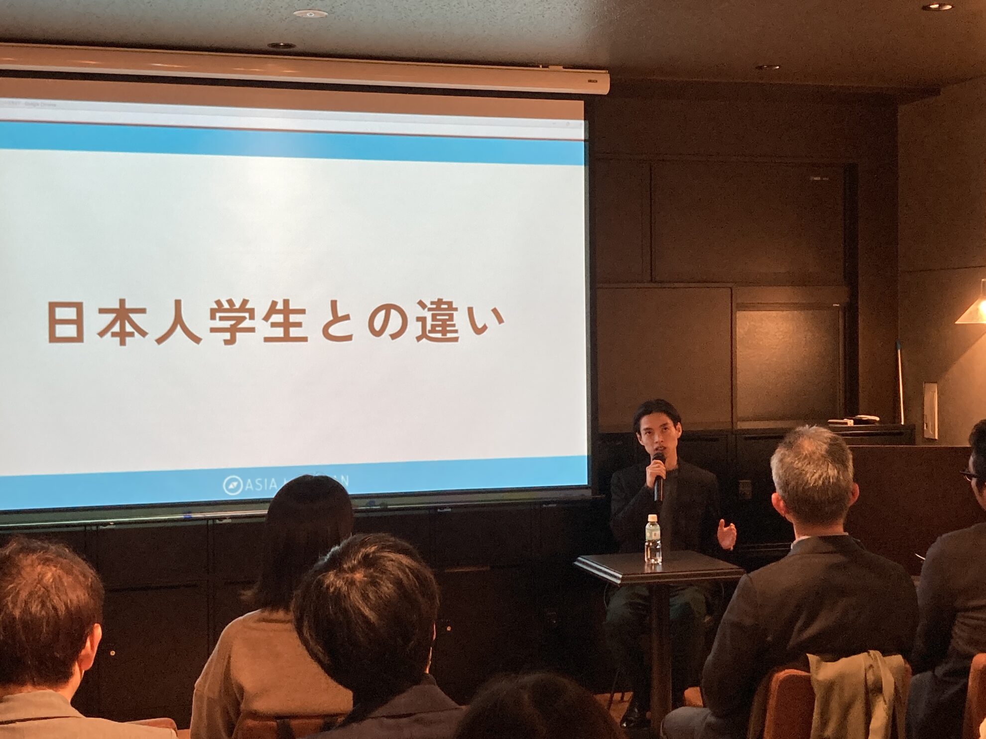 書籍出版イベント_五十嵐 氏01