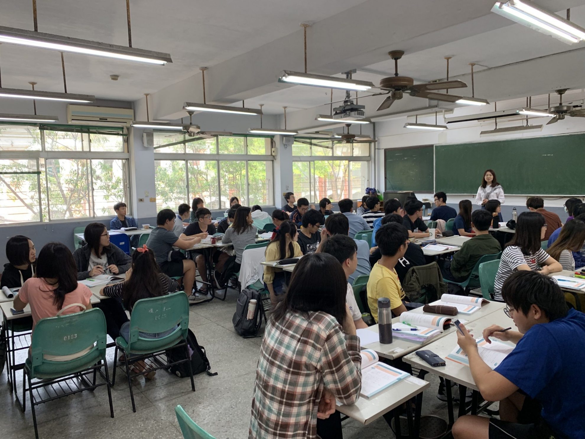 国立成功大学で「Study Go Work JAPAN 無料日本語授業＆面接会」の説明会